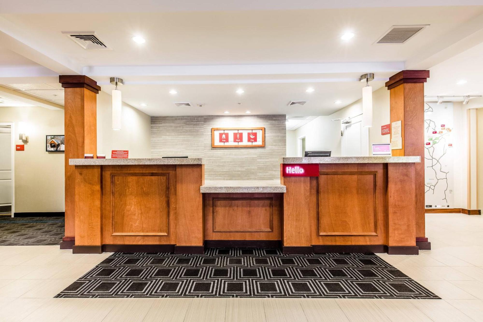 Towneplace Suites By Marriott Gilford Esterno foto