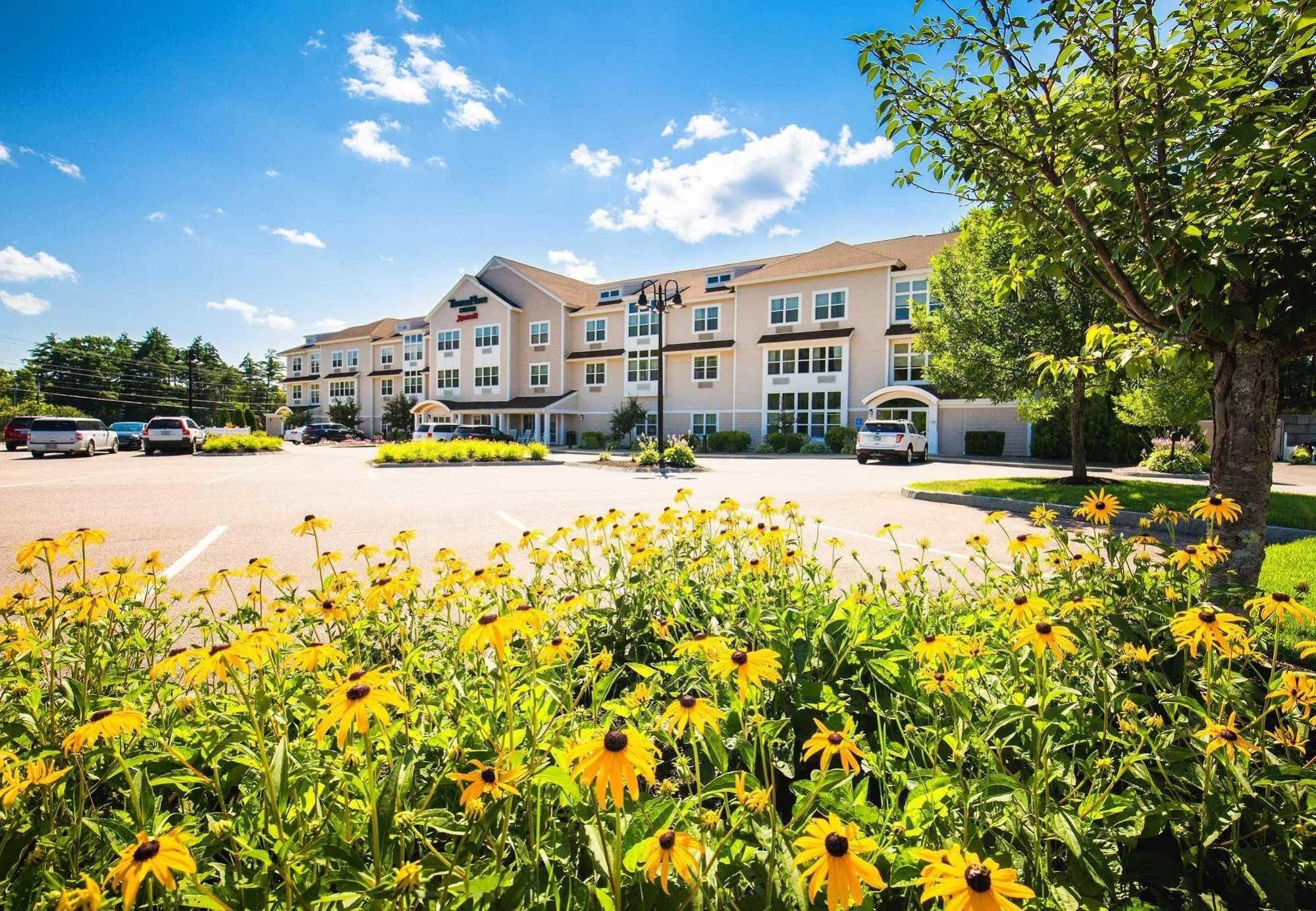 Towneplace Suites By Marriott Gilford Esterno foto